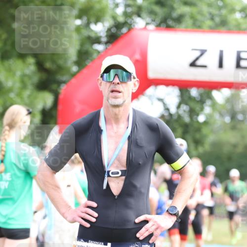 21.06.2026 - 29. Vierlanden-Triathlon Andreas Tolksdorf http://msf.ph/oto/9890253 21.06.2026 12:57:17 Ziel 14, 721, 925, 929, 965, 973, 980, 14, 721, 925, 929, 965, 973, 980 meine-sportfotos.de