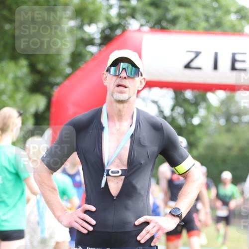 21.06.2026 - 29. Vierlanden-Triathlon Andreas Tolksdorf http://msf.ph/oto/9890259 21.06.2026 12:57:18 Ziel 14, 721, 925, 929, 973, 980, 14, 721, 925, 929, 973, 980 meine-sportfotos.de