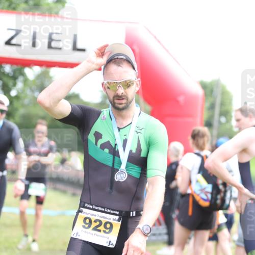 21.06.2026 - 29. Vierlanden-Triathlon Andreas Tolksdorf http://msf.ph/oto/9890269 21.06.2026 12:57:27 Ziel 88, 721, 973, 88, 721, 973 meine-sportfotos.de