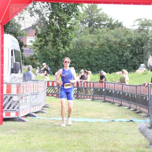21.06.2026 - 29. Vierlanden-Triathlon Andreas Tolksdorf http://msf.ph/oto/9890332 21.06.2026 12:58:58 Ziel 196, 947, 196, 947 meine-sportfotos.de