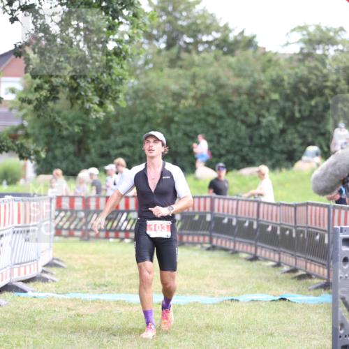 21.06.2026 - 29. Vierlanden-Triathlon Andreas Tolksdorf http://msf.ph/oto/9890360 21.06.2026 12:59:25 Ziel 103, 112, 103, 112 meine-sportfotos.de