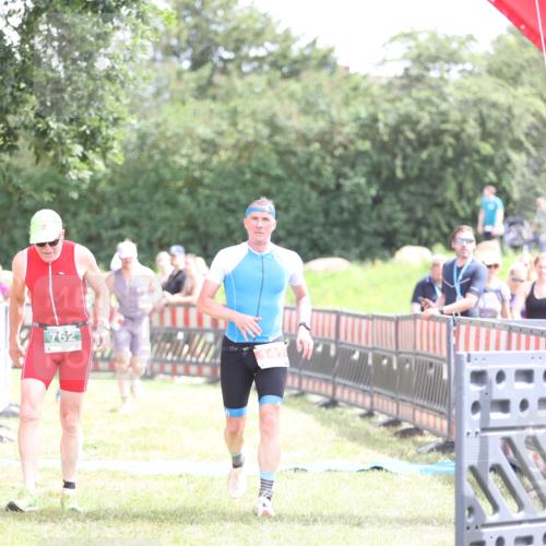 21.06.2026 - 29. Vierlanden-Triathlon Andreas Tolksdorf http://msf.ph/oto/9890492 21.06.2026 13:02:35 Ziel 35, 141, 757, 762, 35, 141, 757, 762 meine-sportfotos.de
