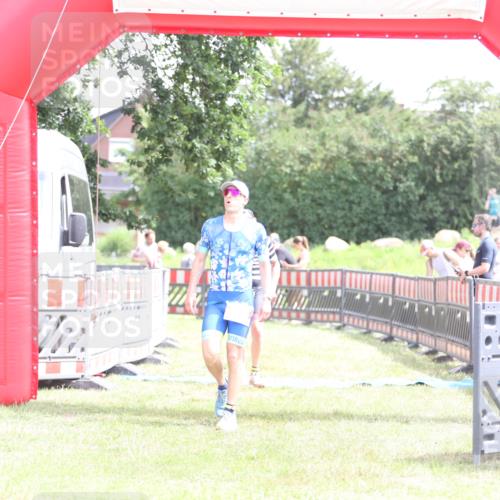 21.06.2026 - 29. Vierlanden-Triathlon Andreas Tolksdorf http://msf.ph/oto/9890527 21.06.2026 13:03:30 Ziel 139, 199, 728, 787, 979, 139, 199, 728, 787, 979 meine-sportfotos.de