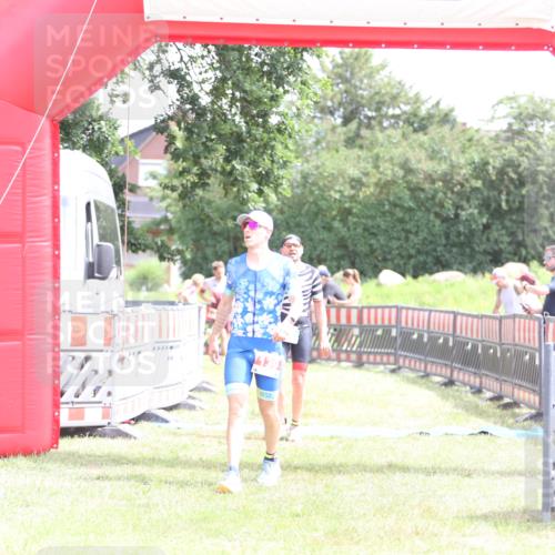 21.06.2026 - 29. Vierlanden-Triathlon Andreas Tolksdorf http://msf.ph/oto/9890532 21.06.2026 13:03:30 Ziel 139, 199, 728, 787, 979, 139, 199, 728, 787, 979 meine-sportfotos.de