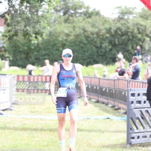 21.06.2026 - 29. Vierlanden-Triathlon Andreas Tolksdorf http://msf.ph/oto/9890614 21.06.2026 13:05:58 Ziel 838, 838 meine-sportfotos.de