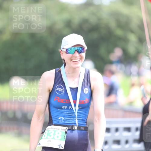 21.06.2026 - 29. Vierlanden-Triathlon Andreas Tolksdorf http://msf.ph/oto/9890626 21.06.2026 13:06:03 Ziel 121, 121 meine-sportfotos.de