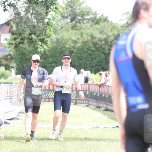 21.06.2026 - 29. Vierlanden-Triathlon Andreas Tolksdorf http://msf.ph/oto/9890686 21.06.2026 13:07:52 Ziel 634, 668, 634, 668 meine-sportfotos.de