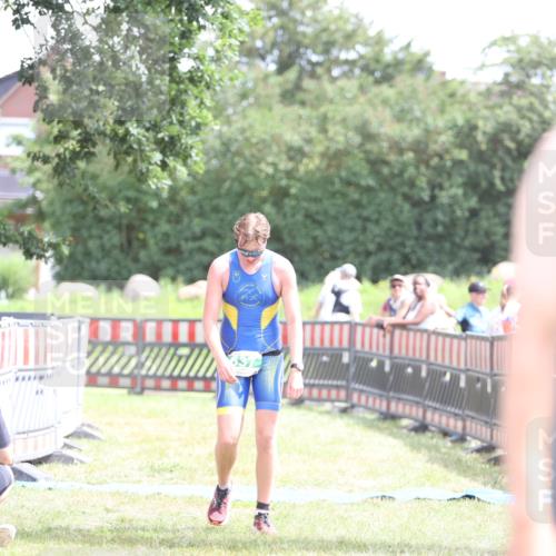 21.06.2026 - 29. Vierlanden-Triathlon Andreas Tolksdorf http://msf.ph/oto/9890702 21.06.2026 13:08:07 Ziel 637, 637 meine-sportfotos.de