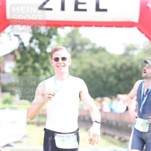 21.06.2026 - 29. Vierlanden-Triathlon Andreas Tolksdorf http://msf.ph/oto/9890754 21.06.2026 13:08:50 Ziel 173, 712, 726, 173, 712, 726 meine-sportfotos.de