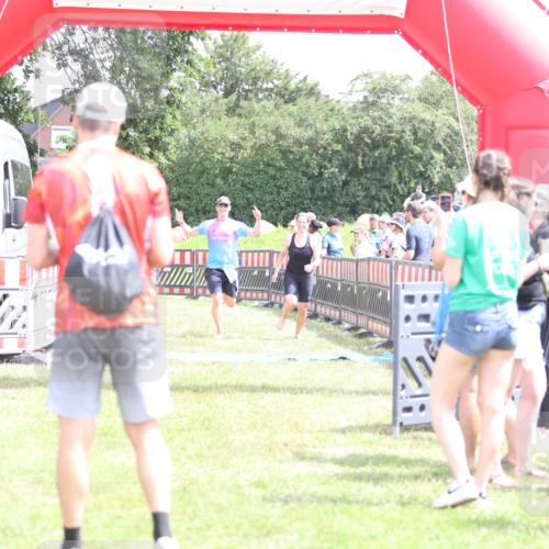21.06.2026 - 29. Vierlanden-Triathlon Andreas Tolksdorf http://msf.ph/oto/9890784 21.06.2026 13:09:56 Ziel 67, 140, 764, 814, 898, 67, 140, 764, 814, 898 meine-sportfotos.de