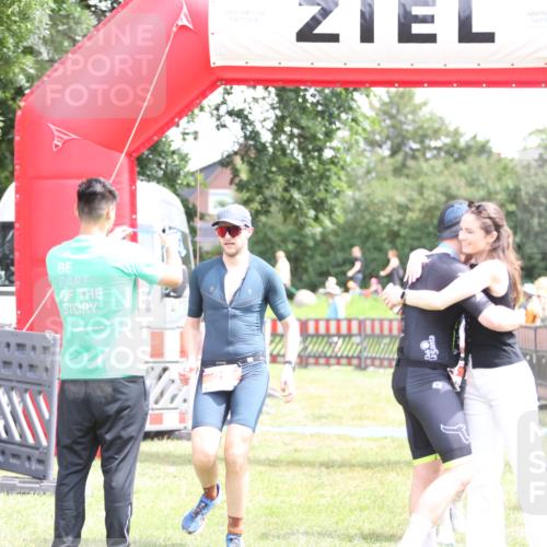 21.06.2026 - 29. Vierlanden-Triathlon Andreas Tolksdorf http://msf.ph/oto/9890939 21.06.2026 13:14:19 Ziel 29, 244, 29, 244 meine-sportfotos.de