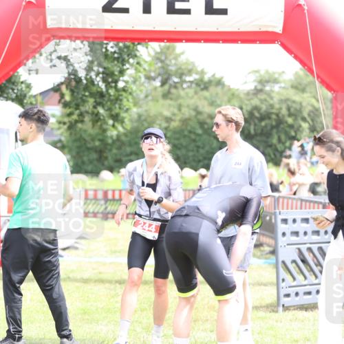 21.06.2026 - 29. Vierlanden-Triathlon Andreas Tolksdorf http://msf.ph/oto/9890944 21.06.2026 13:14:28 Ziel  meine-sportfotos.de