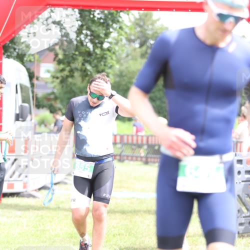 21.06.2026 - 29. Vierlanden-Triathlon Andreas Tolksdorf http://msf.ph/oto/9891025 21.06.2026 13:16:14 Ziel 70, 641, 655, 70, 641, 655 meine-sportfotos.de