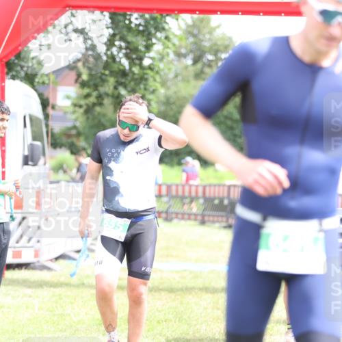 21.06.2026 - 29. Vierlanden-Triathlon Andreas Tolksdorf http://msf.ph/oto/9891026 21.06.2026 13:16:15 Ziel 70, 655, 70, 655 meine-sportfotos.de