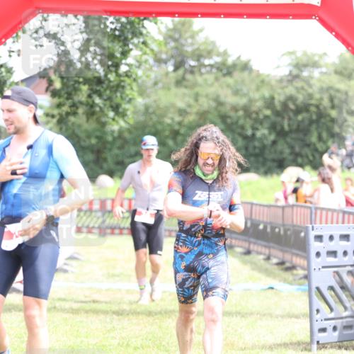 21.06.2026 - 29. Vierlanden-Triathlon Andreas Tolksdorf http://msf.ph/oto/9891039 21.06.2026 13:16:31 Ziel 34, 131, 657, 34, 131, 657 meine-sportfotos.de