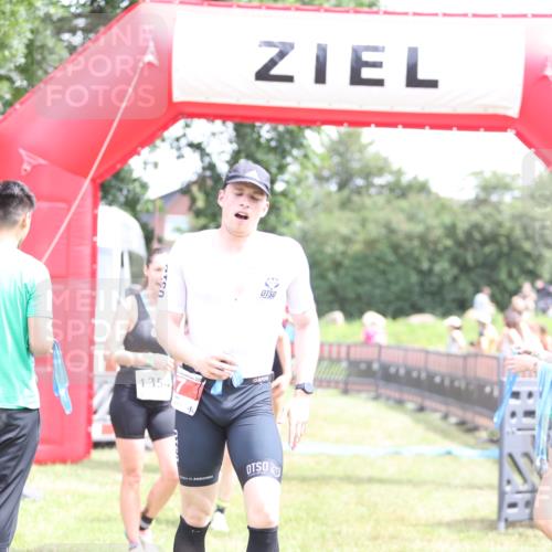 21.06.2026 - 29. Vierlanden-Triathlon Andreas Tolksdorf http://msf.ph/oto/9891064 21.06.2026 13:17:23 Ziel 7, 130, 160, 7, 130, 160 meine-sportfotos.de