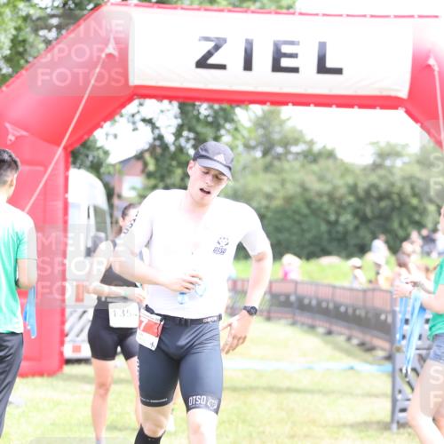 21.06.2026 - 29. Vierlanden-Triathlon Andreas Tolksdorf http://msf.ph/oto/9891066 21.06.2026 13:17:23 Ziel 7, 130, 160, 7, 130, 160 meine-sportfotos.de