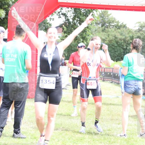 21.06.2026 - 29. Vierlanden-Triathlon Andreas Tolksdorf http://msf.ph/oto/9891079 21.06.2026 13:17:26 Ziel 130, 160, 130, 160 meine-sportfotos.de