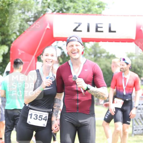 21.06.2026 - 29. Vierlanden-Triathlon Andreas Tolksdorf http://msf.ph/oto/9891089 21.06.2026 13:17:36 Ziel 253, 744, 253, 744 meine-sportfotos.de