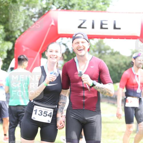 21.06.2026 - 29. Vierlanden-Triathlon Andreas Tolksdorf http://msf.ph/oto/9891098 21.06.2026 13:17:37 Ziel 253, 744, 253, 744 meine-sportfotos.de