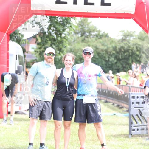 21.06.2026 - 29. Vierlanden-Triathlon Andreas Tolksdorf http://msf.ph/oto/9891120 21.06.2026 13:18:01 Ziel 50, 659, 50, 659 meine-sportfotos.de