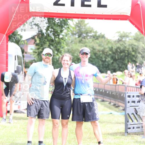 21.06.2026 - 29. Vierlanden-Triathlon Andreas Tolksdorf http://msf.ph/oto/9891126 21.06.2026 13:18:01 Ziel 50, 659, 50, 659 meine-sportfotos.de