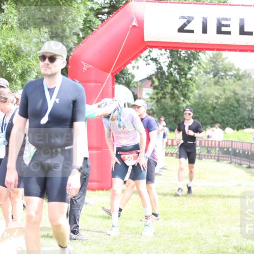 21.06.2026 - 29. Vierlanden-Triathlon Andreas Tolksdorf http://msf.ph/oto/9891141 21.06.2026 13:18:12 Ziel 659, 742, 798, 659, 742, 798 meine-sportfotos.de