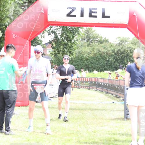 21.06.2026 - 29. Vierlanden-Triathlon Andreas Tolksdorf http://msf.ph/oto/9891148 21.06.2026 13:18:13 Ziel 659, 742, 798, 659, 742, 798 meine-sportfotos.de