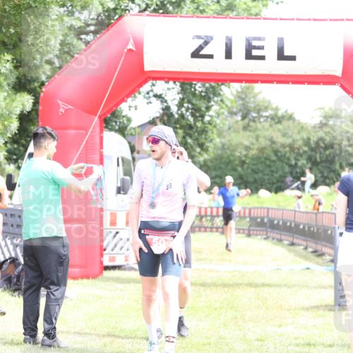 21.06.2026 - 29. Vierlanden-Triathlon Andreas Tolksdorf http://msf.ph/oto/9891153 21.06.2026 13:18:14 Ziel 659, 742, 798, 659, 742, 798 meine-sportfotos.de