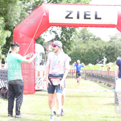 21.06.2026 - 29. Vierlanden-Triathlon Andreas Tolksdorf http://msf.ph/oto/9891155 21.06.2026 13:18:15 Ziel 659, 742, 798, 659, 742, 798 meine-sportfotos.de