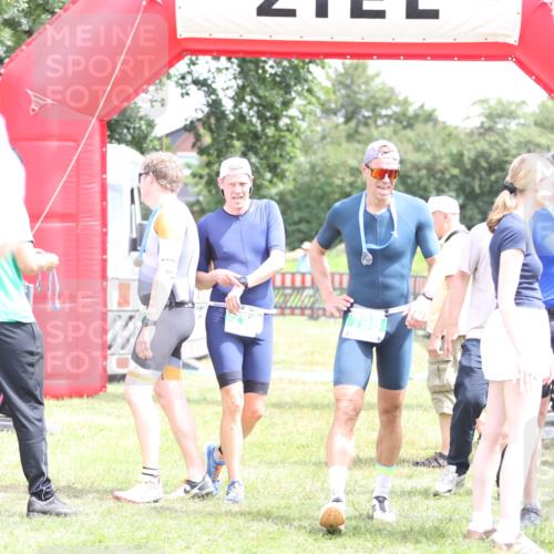 21.06.2026 - 29. Vierlanden-Triathlon Andreas Tolksdorf http://msf.ph/oto/9891177 21.06.2026 13:18:38 Ziel 773, 773 meine-sportfotos.de