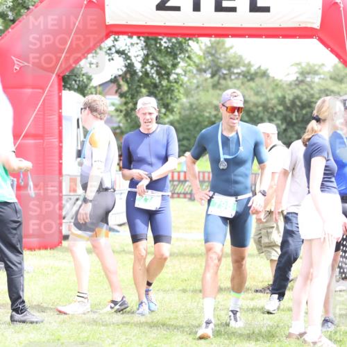 21.06.2026 - 29. Vierlanden-Triathlon Andreas Tolksdorf http://msf.ph/oto/9891178 21.06.2026 13:18:38 Ziel 773, 773 meine-sportfotos.de