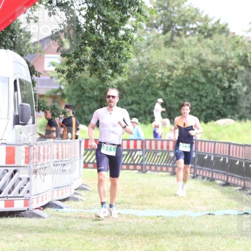 21.06.2026 - 29. Vierlanden-Triathlon Andreas Tolksdorf http://msf.ph/oto/9891227 21.06.2026 13:20:08 Ziel 673, 751, 811, 673, 751, 811 meine-sportfotos.de