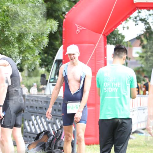 21.06.2026 - 29. Vierlanden-Triathlon Andreas Tolksdorf http://msf.ph/oto/9891240 21.06.2026 13:20:17 Ziel 709, 751, 709, 751 meine-sportfotos.de