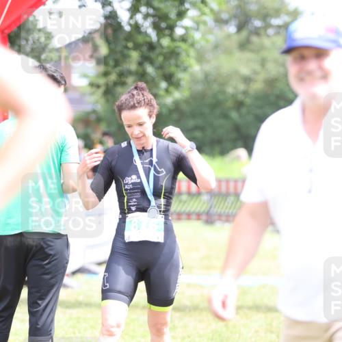21.06.2026 - 29. Vierlanden-Triathlon Andreas Tolksdorf http://msf.ph/oto/9891296 21.06.2026 13:21:05 Ziel  meine-sportfotos.de