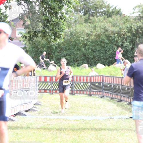 21.06.2026 - 29. Vierlanden-Triathlon Andreas Tolksdorf http://msf.ph/oto/9891375 21.06.2026 13:22:20 Ziel 293, 779, 1014, 293, 779, 1014 meine-sportfotos.de