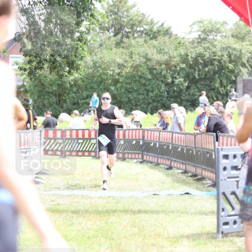 21.06.2026 - 29. Vierlanden-Triathlon Andreas Tolksdorf http://msf.ph/oto/9891429 21.06.2026 13:22:58 Ziel 630, 675, 729, 731, 630, 675, 729, 731 meine-sportfotos.de