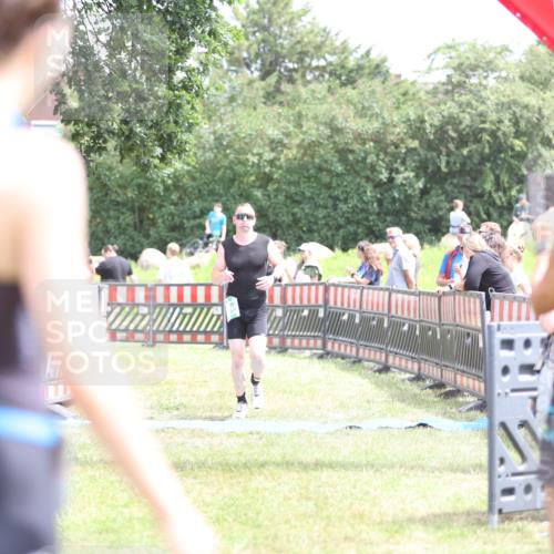 21.06.2026 - 29. Vierlanden-Triathlon Andreas Tolksdorf http://msf.ph/oto/9891432 21.06.2026 13:22:58 Ziel 630, 675, 729, 731, 630, 675, 729, 731 meine-sportfotos.de