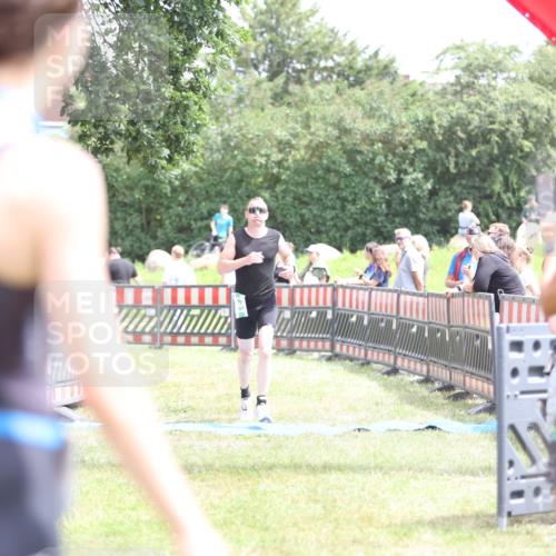 21.06.2026 - 29. Vierlanden-Triathlon Andreas Tolksdorf http://msf.ph/oto/9891434 21.06.2026 13:22:58 Ziel 630, 675, 729, 731, 630, 675, 729, 731 meine-sportfotos.de