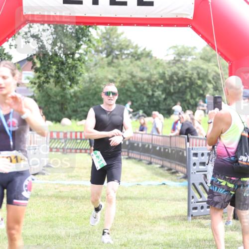 21.06.2026 - 29. Vierlanden-Triathlon Andreas Tolksdorf http://msf.ph/oto/9891438 21.06.2026 13:23:01 Ziel 630, 675, 729, 731, 630, 675, 729, 731 meine-sportfotos.de