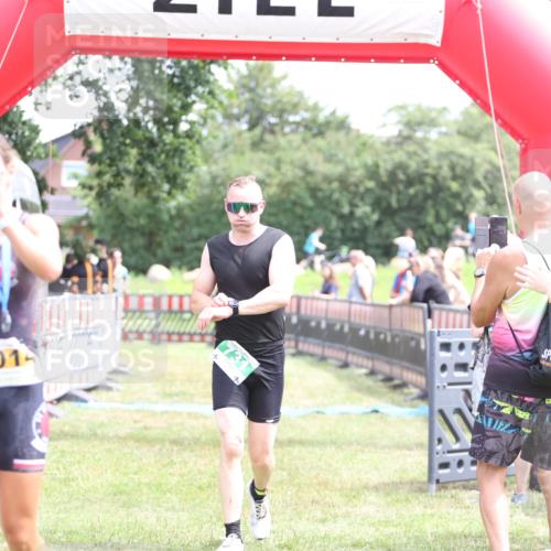 21.06.2026 - 29. Vierlanden-Triathlon Andreas Tolksdorf http://msf.ph/oto/9891443 21.06.2026 13:23:01 Ziel 630, 675, 729, 731, 630, 675, 729, 731 meine-sportfotos.de