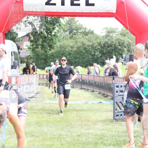 21.06.2026 - 29. Vierlanden-Triathlon Andreas Tolksdorf http://msf.ph/oto/9891445 21.06.2026 13:23:05 Ziel 39, 630, 675, 729, 39, 630, 675, 729 meine-sportfotos.de