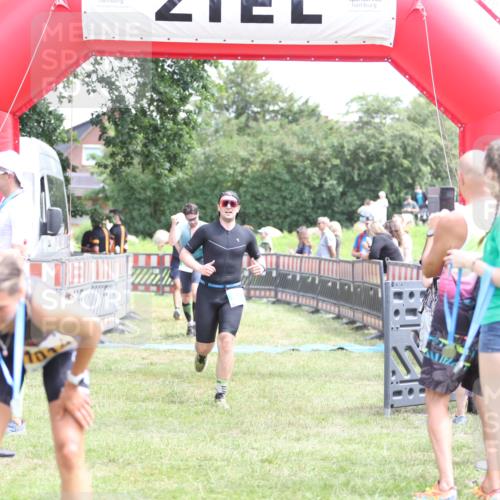 21.06.2026 - 29. Vierlanden-Triathlon Andreas Tolksdorf http://msf.ph/oto/9891449 21.06.2026 13:23:05 Ziel 39, 630, 675, 729, 39, 630, 675, 729 meine-sportfotos.de