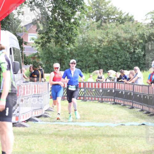 21.06.2026 - 29. Vierlanden-Triathlon Andreas Tolksdorf http://msf.ph/oto/9891486 21.06.2026 13:24:05 Ziel 633, 759, 1000, 633, 759, 1000 meine-sportfotos.de