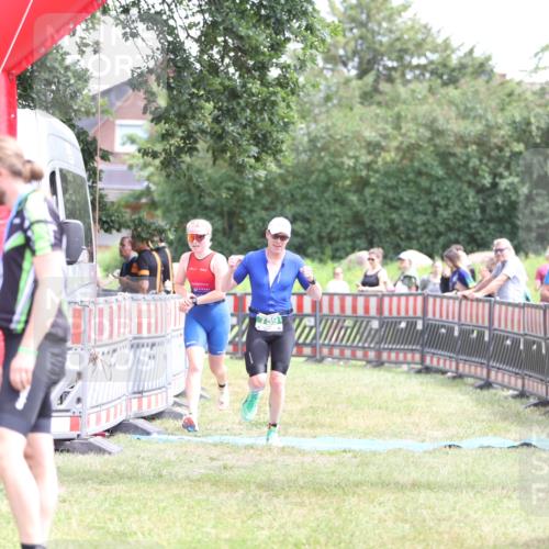 21.06.2026 - 29. Vierlanden-Triathlon Andreas Tolksdorf http://msf.ph/oto/9891490 21.06.2026 13:24:05 Ziel 633, 759, 1000, 633, 759, 1000 meine-sportfotos.de