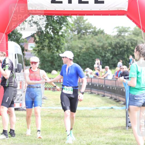 21.06.2026 - 29. Vierlanden-Triathlon Andreas Tolksdorf http://msf.ph/oto/9891505 21.06.2026 13:24:08 Ziel 633, 759, 777, 983, 1000, 633, 759, 777, 983, 1000 meine-sportfotos.de
