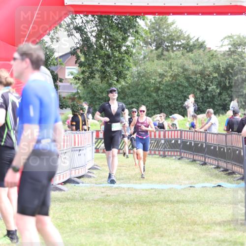 21.06.2026 - 29. Vierlanden-Triathlon Andreas Tolksdorf http://msf.ph/oto/9891511 21.06.2026 13:24:15 Ziel 288, 633, 680, 777, 983, 985, 288, 633, 680, 777, 983, 985 meine-sportfotos.de