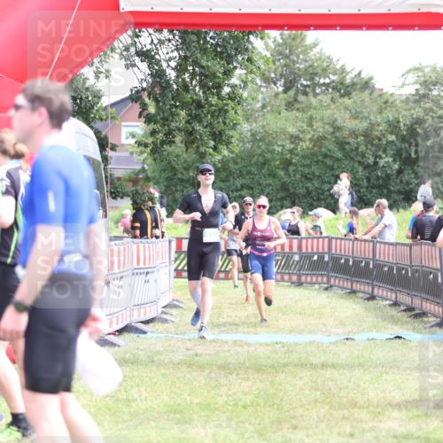 21.06.2026 - 29. Vierlanden-Triathlon Andreas Tolksdorf http://msf.ph/oto/9891513 21.06.2026 13:24:15 Ziel 288, 633, 680, 777, 983, 985, 288, 633, 680, 777, 983, 985 meine-sportfotos.de