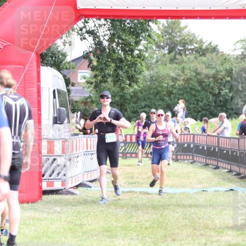 21.06.2026 - 29. Vierlanden-Triathlon Andreas Tolksdorf http://msf.ph/oto/9891521 21.06.2026 13:24:16 Ziel 288, 633, 680, 777, 983, 985, 288, 633, 680, 777, 983, 985 meine-sportfotos.de