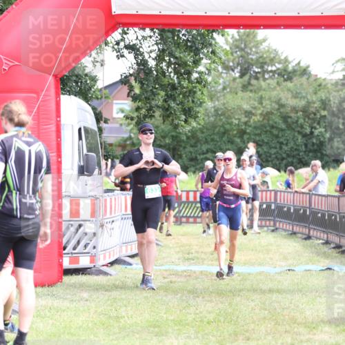 21.06.2026 - 29. Vierlanden-Triathlon Andreas Tolksdorf http://msf.ph/oto/9891526 21.06.2026 13:24:16 Ziel 288, 633, 680, 777, 983, 985, 288, 633, 680, 777, 983, 985 meine-sportfotos.de